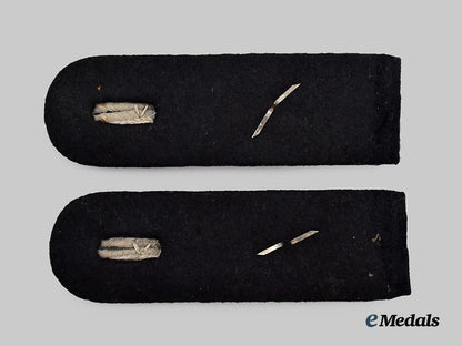 germany,_s_s._a_set_of_waffen-_s_s_reconnaissance_obersturmführer_shoulder_boards___m_n_c2227