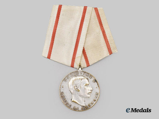 denmark,_kingdom._a_christian_x1937_medal___m_n_c2244