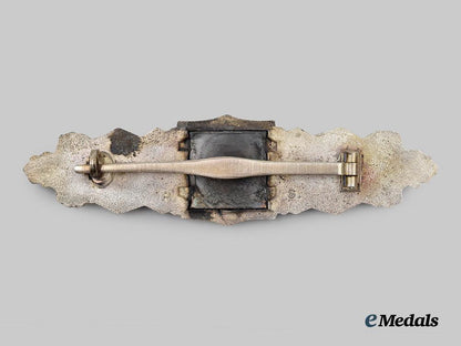 germany,_wehrmacht._a_close_combat_clasp,_silver_grade,_first_pattern_by_rudolf_souval___m_n_c2276