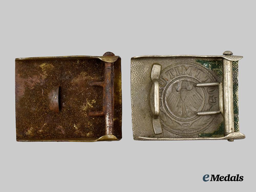 germany,_third_reich._a_pair_of_belt_buckles_for_heer_and_sturmabteilung_personnel___m_n_c2286