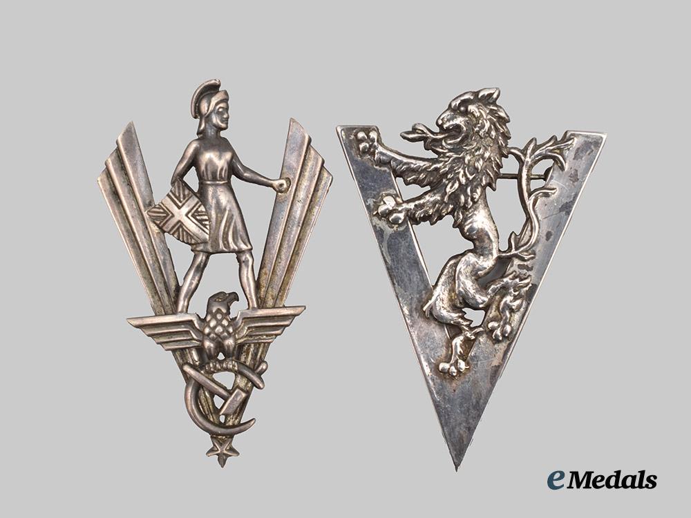 united_kingdom._two_second_war_victory_pins___m_n_c2295