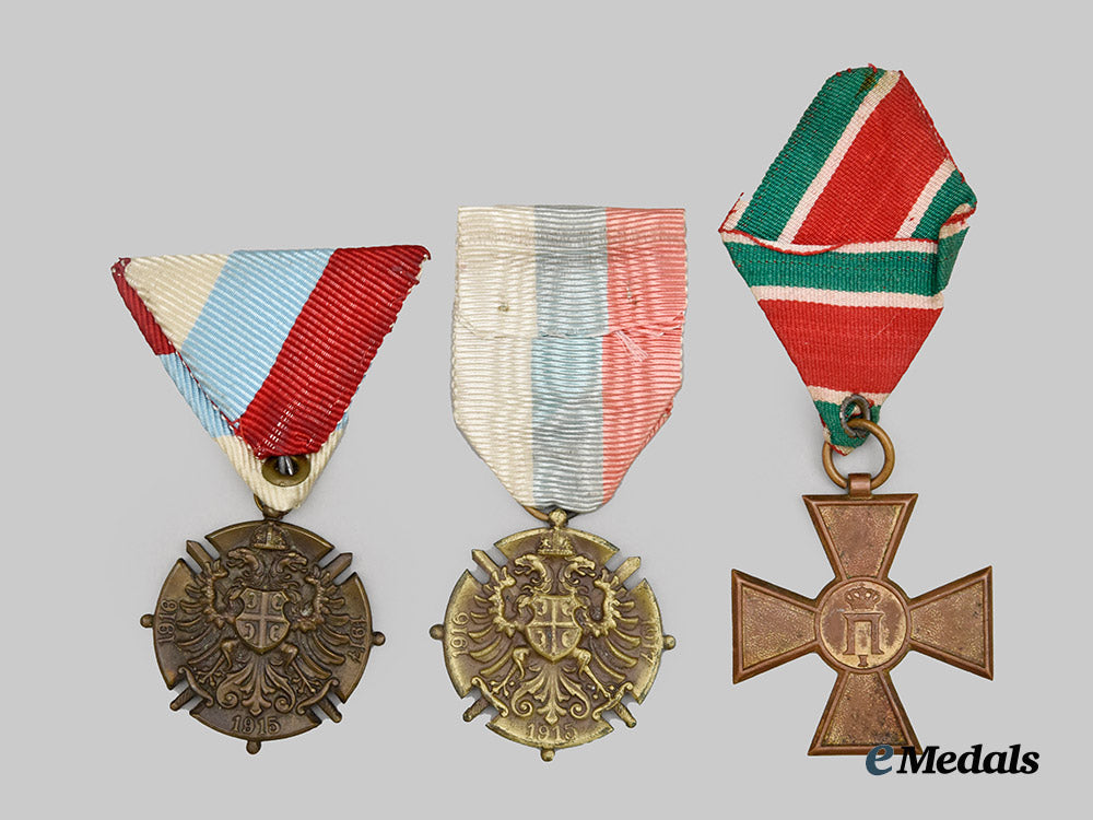 a_lot_of_soviet_shoulder_boards_and_serbian_medals.___m_n_c2323