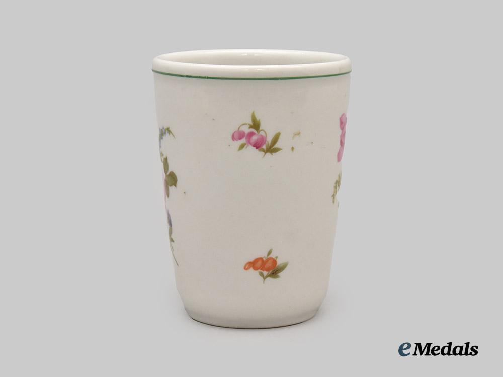 germany,_d_a_f._a_floral_mess_hall_cup,_by_rosenthal_porcelain___m_n_c2328