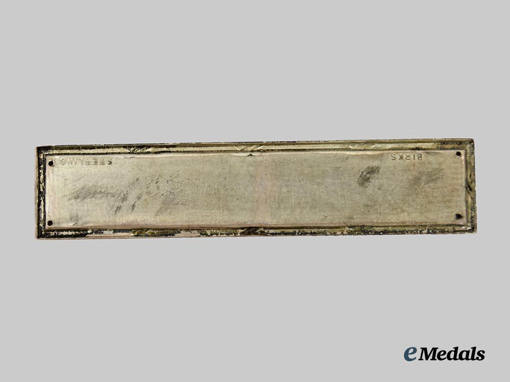 canada,_commonwealth._a_perth_badge_to_cpl._a._j._dube,_died1944___m_n_c2350