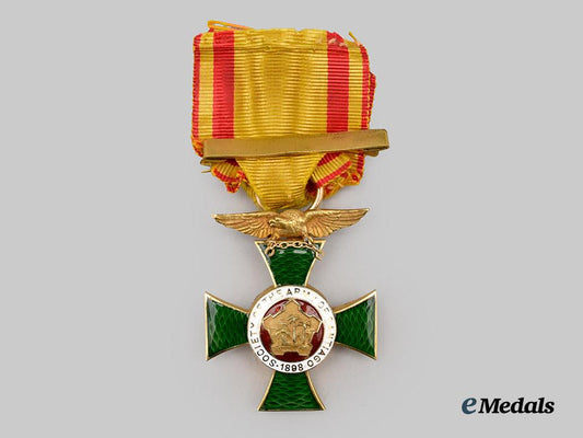 united_states._a_society_of_the_army_of_santiago_membership_cross_in_gold___m_n_c2388