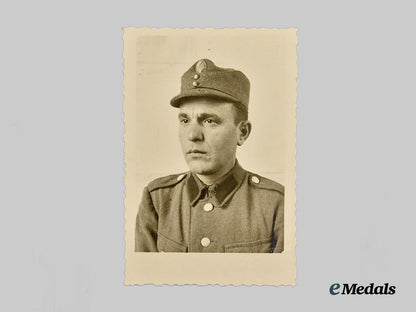 croatia,_independent_state._a_lot_of_ten_second_war_croatian_photographs___m_n_c2389