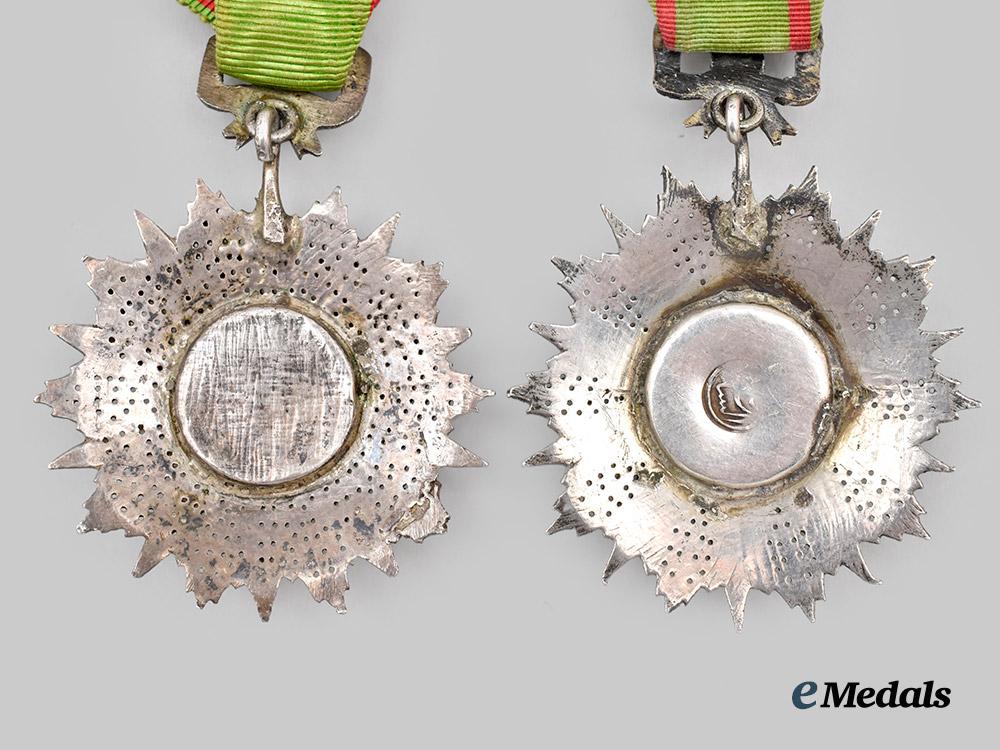 tunisia,_kingdom._two_orders_of_glory,_officer_and_knight___m_n_c2392