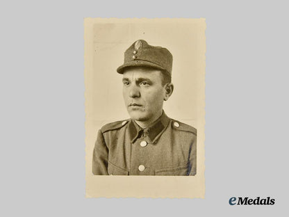 croatia,_independent_state._a_lot_of_ten_second_war_croatian_photographs___m_n_c2399