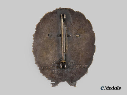 germany,_freikorps._a_schlageter_shield,_second_pattern_for_combatants,_by_paul_küst___m_n_c2435