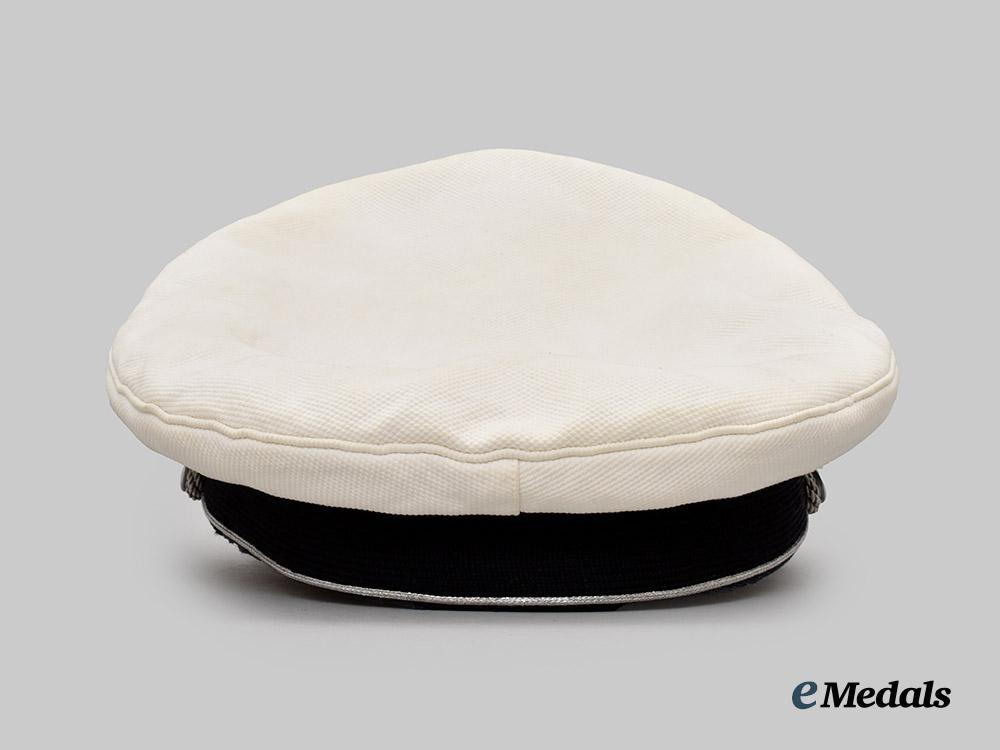 germany,_luftwaffe._an_officer’s_summer_visor_cap,_by_erel___m_n_c2447