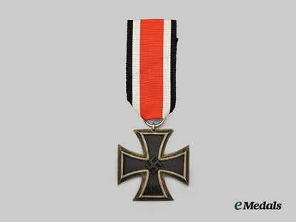 germany,_wehrmacht._a1939_iron_cross_i_i_class,_with_package,_by_klein&_quenzer___m_n_c2455