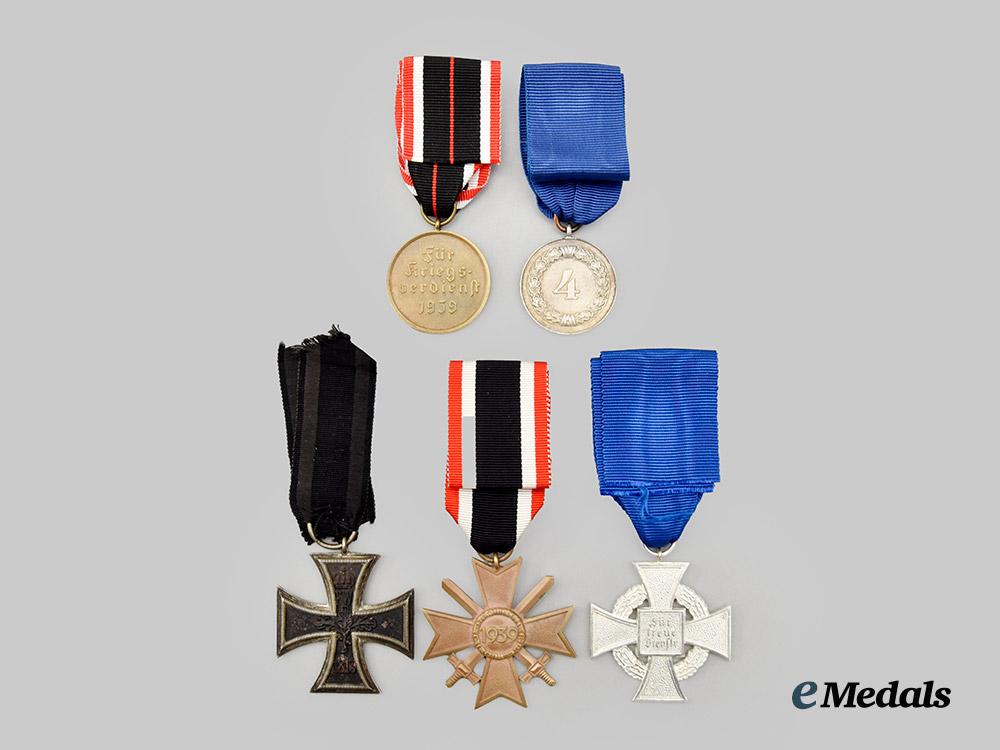 germany,_third_reich._a_mixed_lot_of_awards_for_military_and_civil_service___m_n_c2464