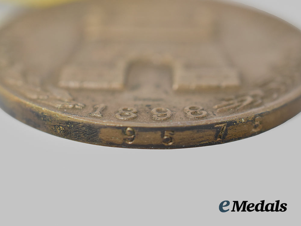 united_states._a_lot_of_campaign_medals&_awards___m_n_c2471