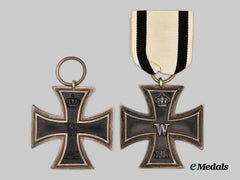 Germany, Imperial. A Pair of 1914 Iron Crosses, II Class, Combatant and Schinkel Non-Combatant Versions