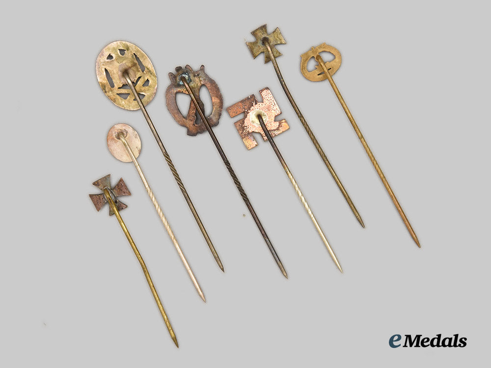 germany,_third_reich._a_lot_of_seven_miniature_stickpin_awards___m_n_c2487
