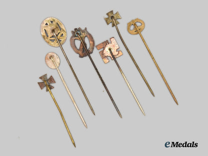 germany,_third_reich._a_lot_of_seven_miniature_stickpin_awards___m_n_c2487