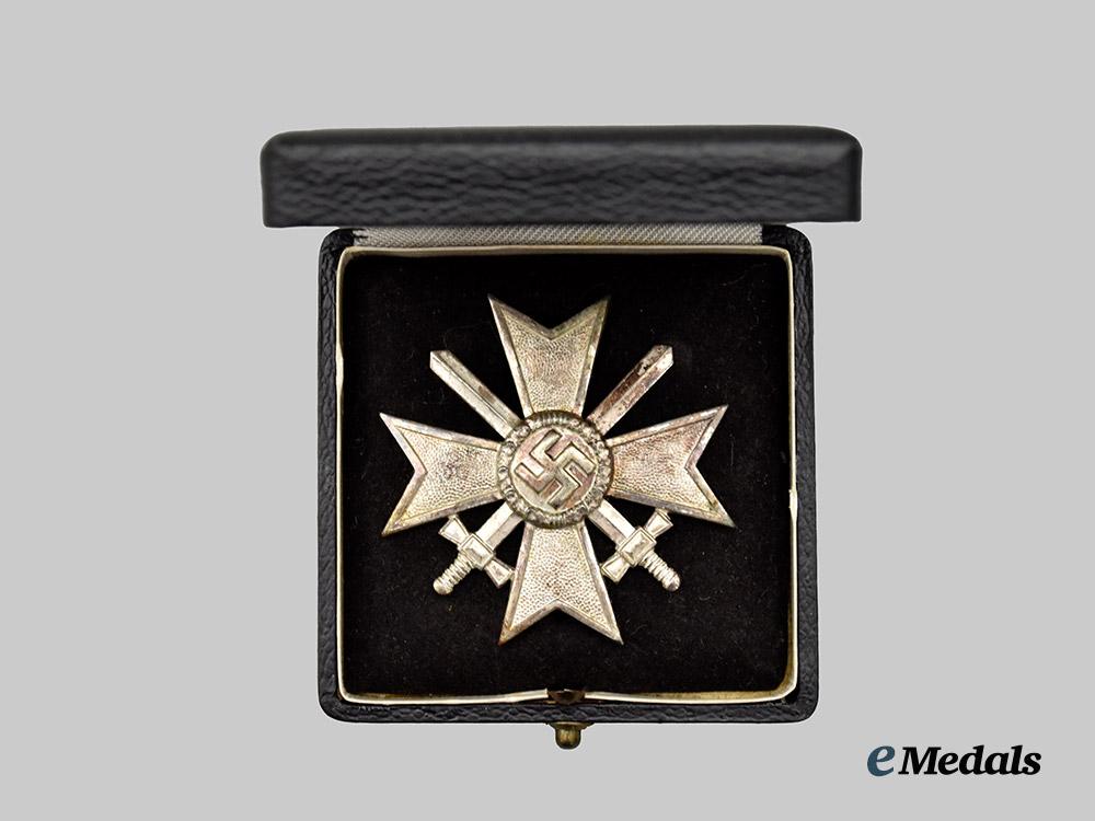 germany,_wehrmacht._a_war_merit_cross_i_class,_with_swords_and_case,_by_wilhelm_deumer___m_n_c2516