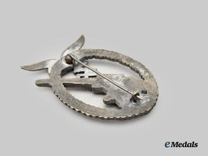 germany,_luftwaffe._a_flak_badge,_unknown_maker_variant,_second_die_with_case___m_n_c2529