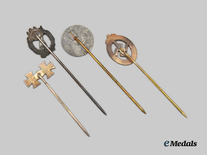 germany,_third_reich._a_lot_of_four_award_stick_pins___m_n_c2534