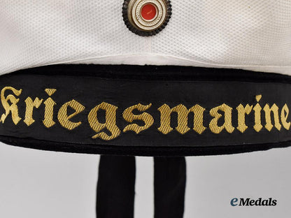 germany,_kriegsmarine._a_white_sailor’s_cap,_owner-_attributed_example___m_n_c2538