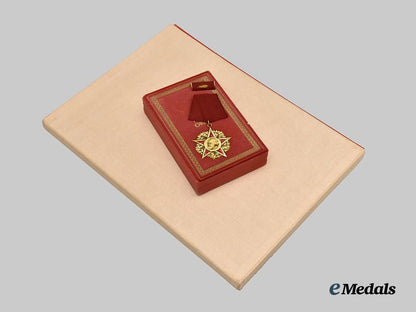 germany,_democratic_republic._a_rare_order_of_karl_marx_in_gold,_with_case_and_award_documents___m_n_c2552