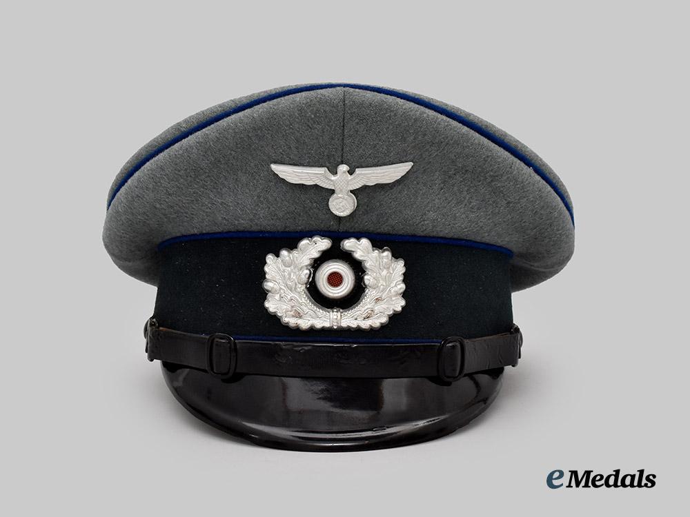 germany,_heer._a_medical_e_m/_n_c_o’s_visor_cap,_by_e_r_e_l___m_n_c2555