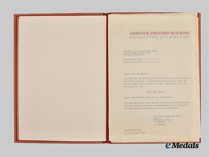 germany,_democratic_republic._a_rare_order_of_karl_marx_in_gold,_with_case_and_award_documents___m_n_c2557