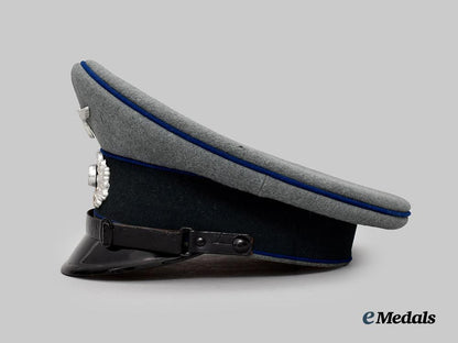 germany,_heer._a_medical_e_m/_n_c_o’s_visor_cap,_by_e_r_e_l___m_n_c2558