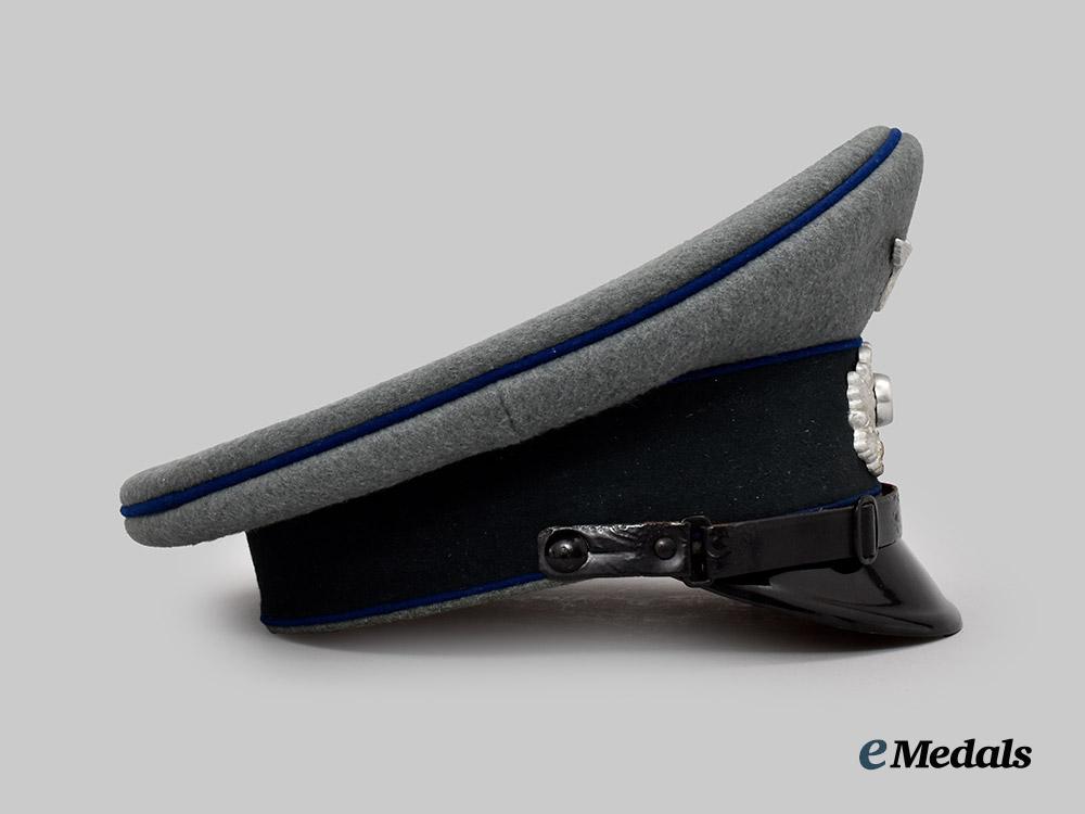 germany,_heer._a_medical_e_m/_n_c_o’s_visor_cap,_by_e_r_e_l___m_n_c2559