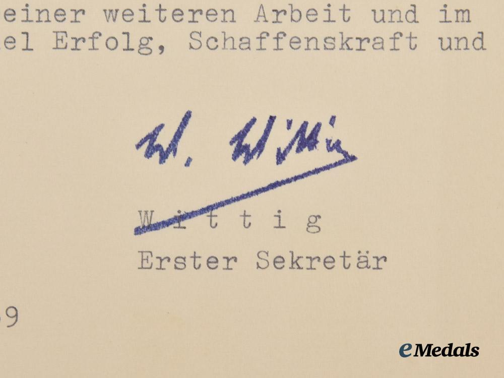 germany,_democratic_republic._a_rare_order_of_karl_marx_in_gold,_with_case_and_award_documents___m_n_c2560
