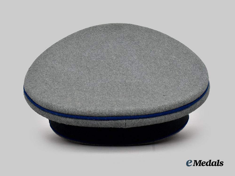 germany,_heer._a_medical_e_m/_n_c_o’s_visor_cap,_by_e_r_e_l___m_n_c2561