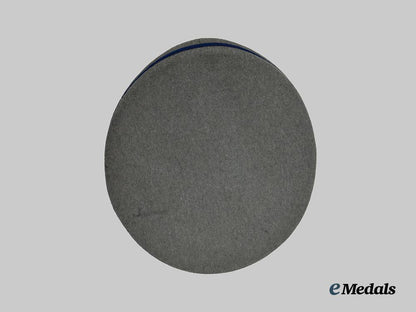 germany,_heer._a_medical_e_m/_n_c_o’s_visor_cap,_by_e_r_e_l___m_n_c2563