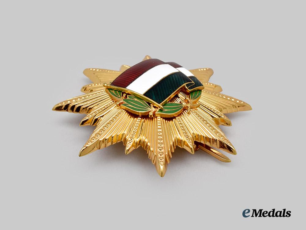 hungary,_people’s_republic._an_order_of_the_flag_of_the_people’s_republic_of_hungary,_i_i_class_star_with_case___m_n_c2578