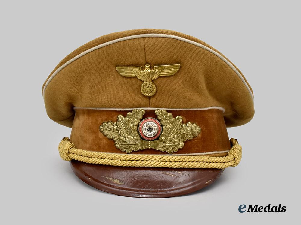 germany,_n_s_d_a_p._a_political_leader’s_visor_cap,_kreis-_level,_by_peküro___m_n_c2582