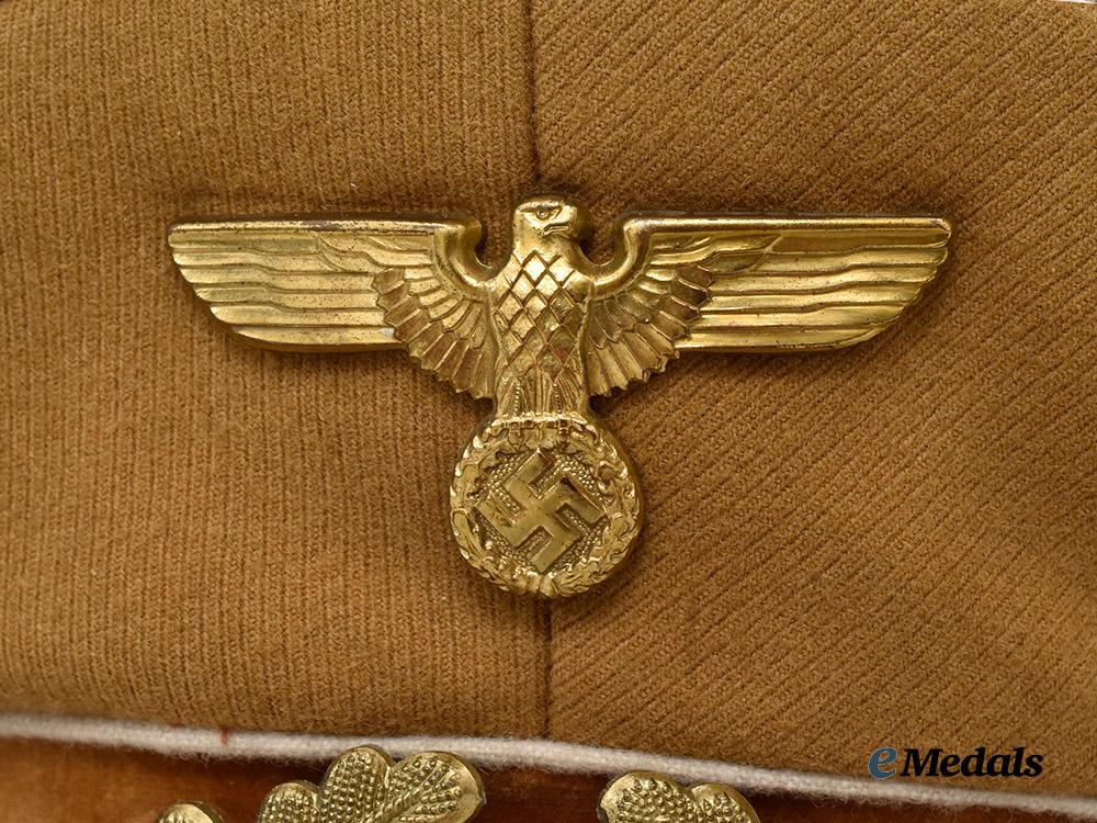 germany,_n_s_d_a_p._a_political_leader’s_visor_cap,_kreis-_level,_by_peküro___m_n_c2590