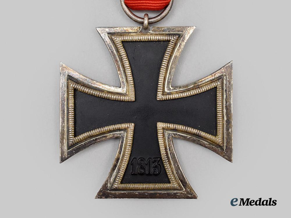 germany,_federal_republic._a_knight’s_cross_of_the_iron_cross_presentation_set,_exhibition_example_with_case,_c.1965___m_n_c2603
