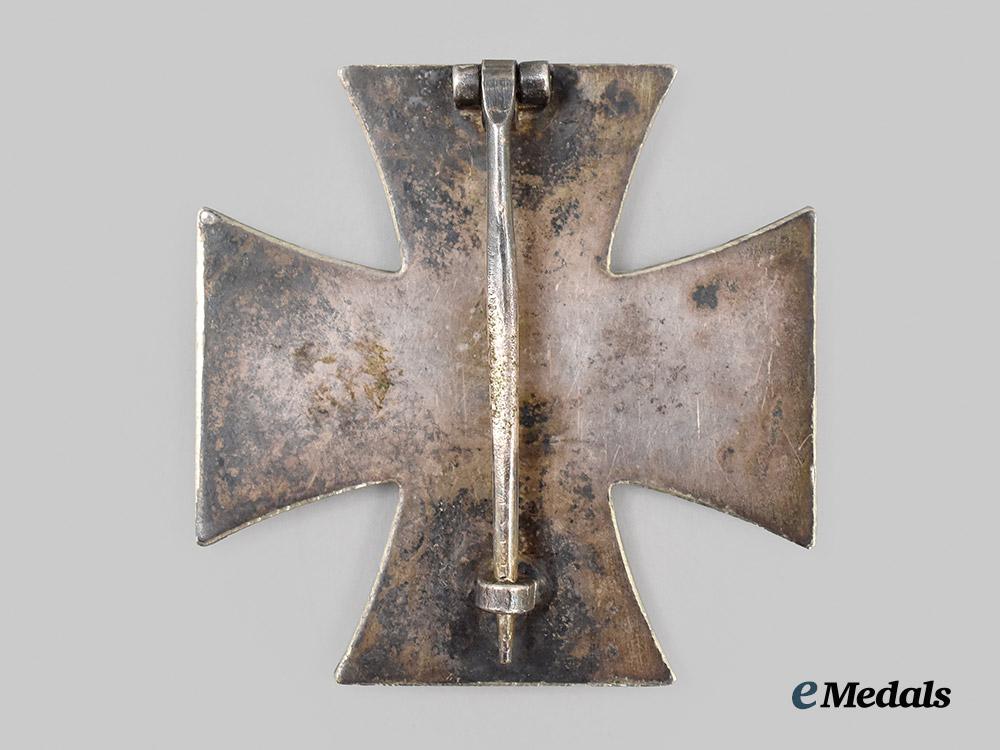germany,_federal_republic._a_knight’s_cross_of_the_iron_cross_presentation_set,_exhibition_example_with_case,_c.1965___m_n_c2607