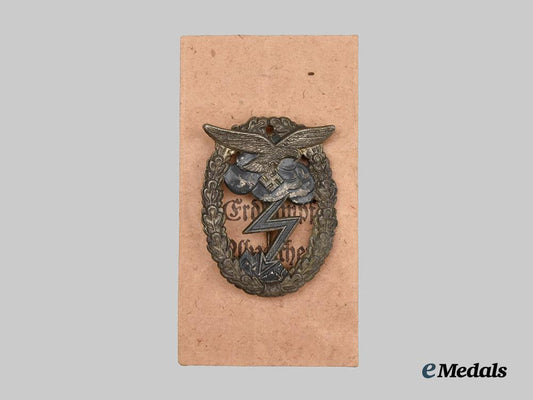 germany,_luftwaffe._a_ground_assault_badge,_by_arno_wallpach___m_n_c2608