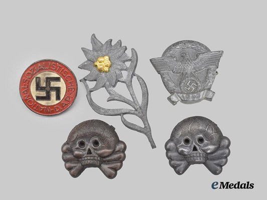 germany,_third_reich._a_mixed_lot_of_badges_and_insignia___m_n_c2612