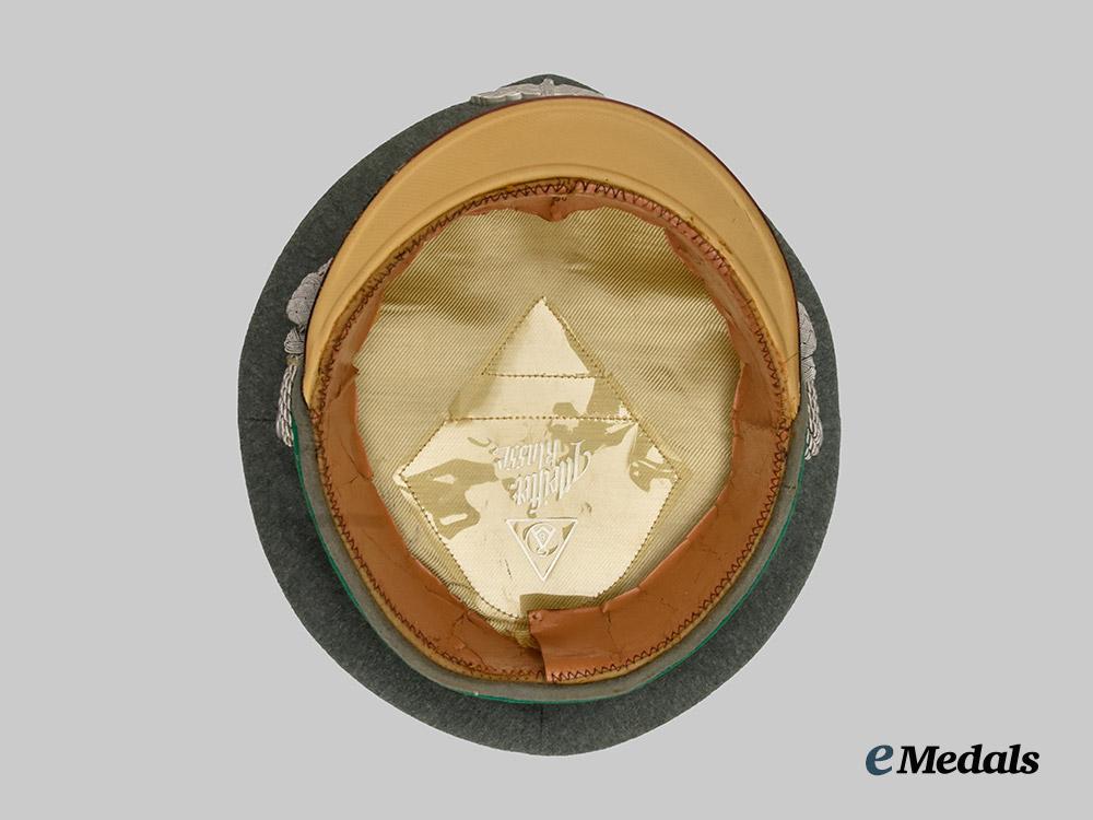 germany,_heer._a_gebirgsjäger_officer’s_visor_cap,_by_g._a._hoffmann___m_n_c2616