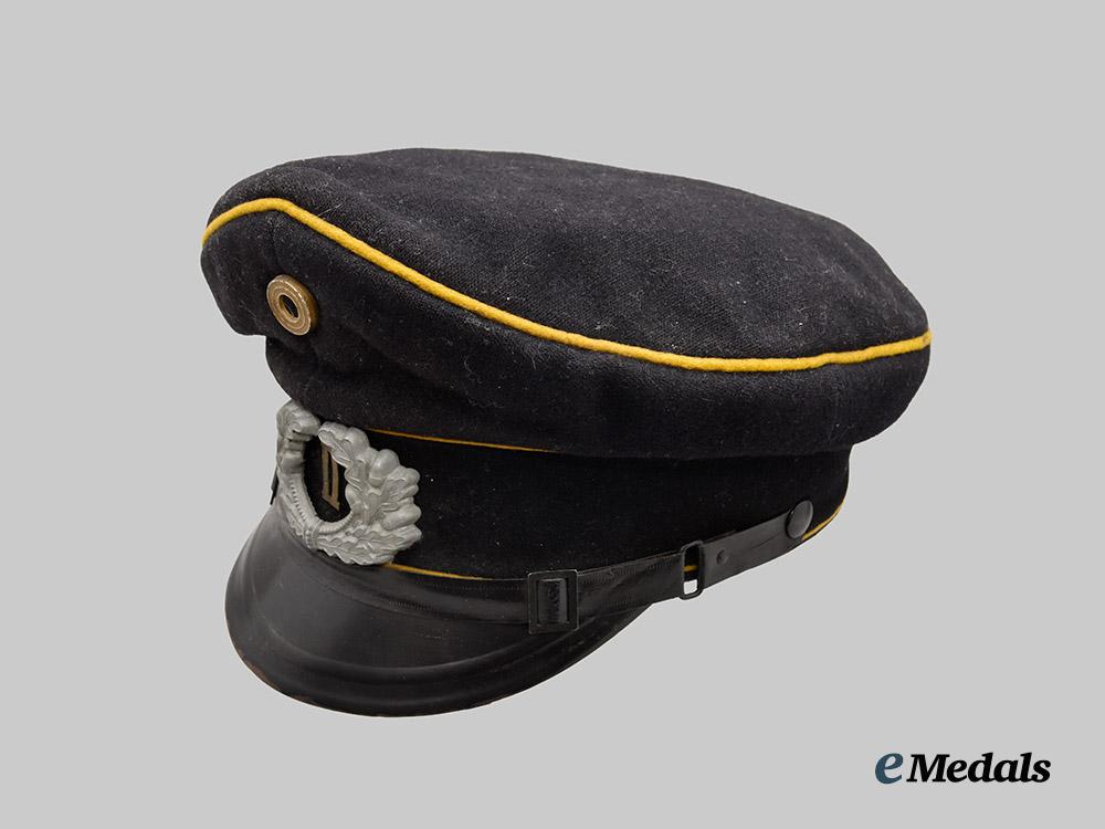 belgium,_v_n_v._a_rare_flemish_guard_visor_cap,_section_i_i___m_n_c2625