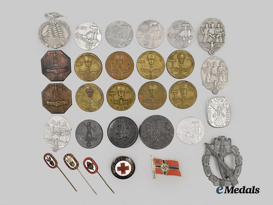 germany,_third_reich._a_mixed_lot_of_badges___m_n_c2668