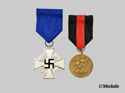 germany,_third_reich._a_pair_of_cased_medals_for_civil_and_occupation_service___m_n_c2669