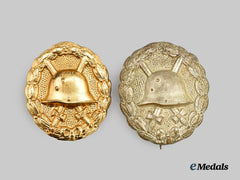 Germany, Imperial. A Pair of Wound Badges