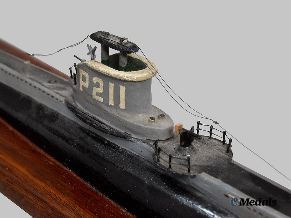 united_kingdom._a_model_of_s-_class_submarine_h_m_s_safari,_c.1944___m_n_c2678