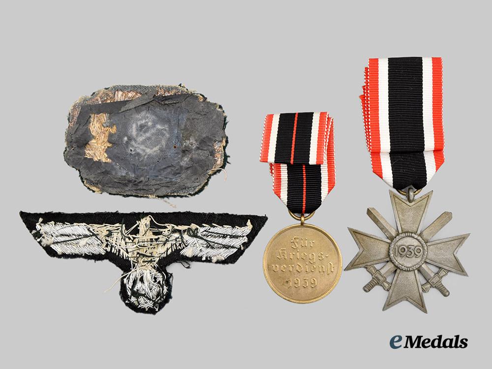germany,_wehrmacht._a_mixed_lot_of_awards_and_insignia___m_n_c2686