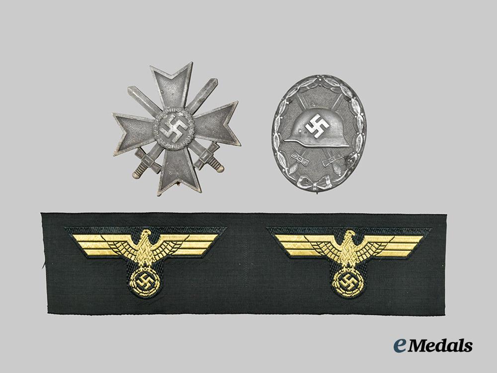 germany,_wehrmacht._a_mixed_lot_of_service_badges_and_insignia___m_n_c2692