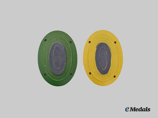 germany,_wehrmacht._a_pair_of_eastern_volunteer_cap_cockades___m_n_c2699