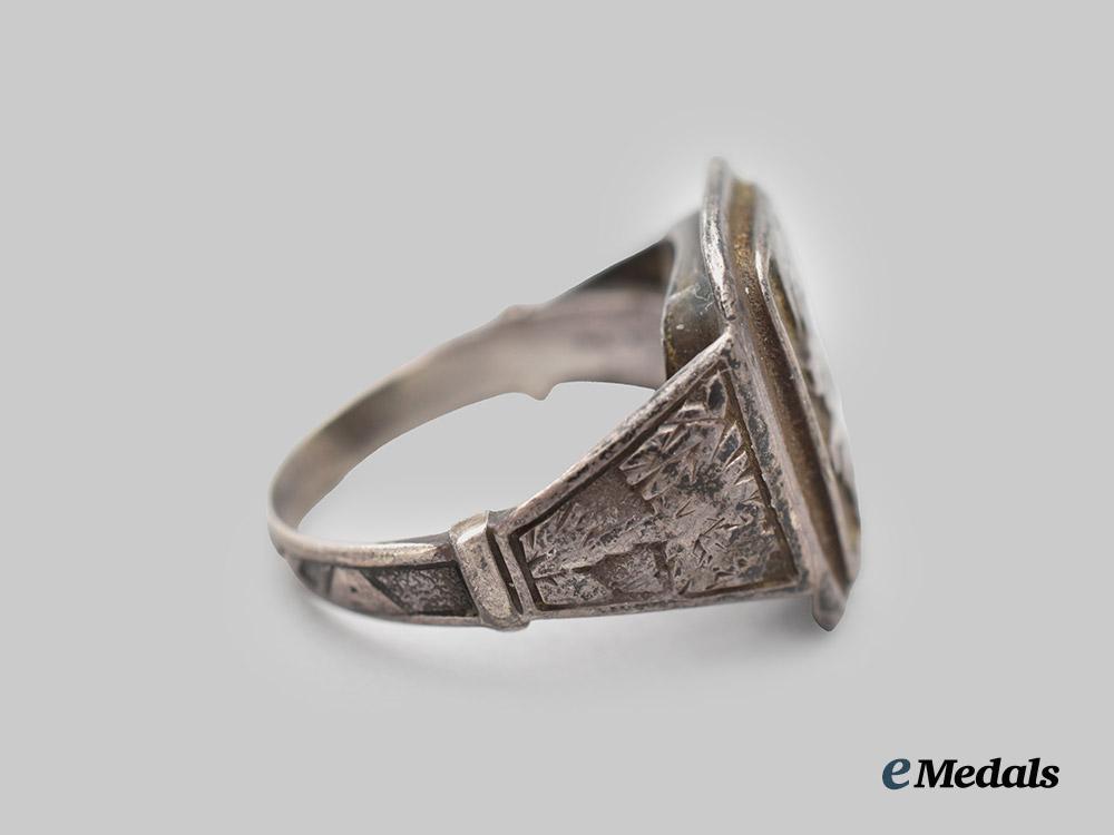 germany,_wehrmacht._an_afrikakorps_commemorative_ring_in_silver___m_n_c2711