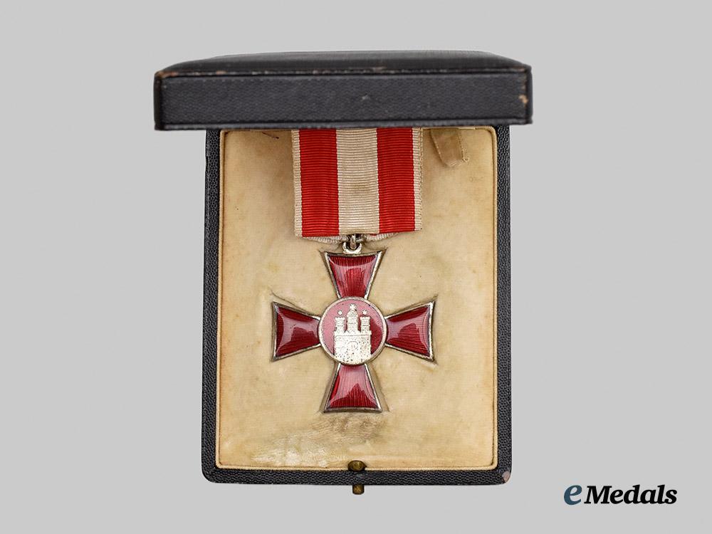 germany,_imperial._a_hamburg_hanseatic_cross,_with_case,_to_otto_hartmann___m_n_c2749